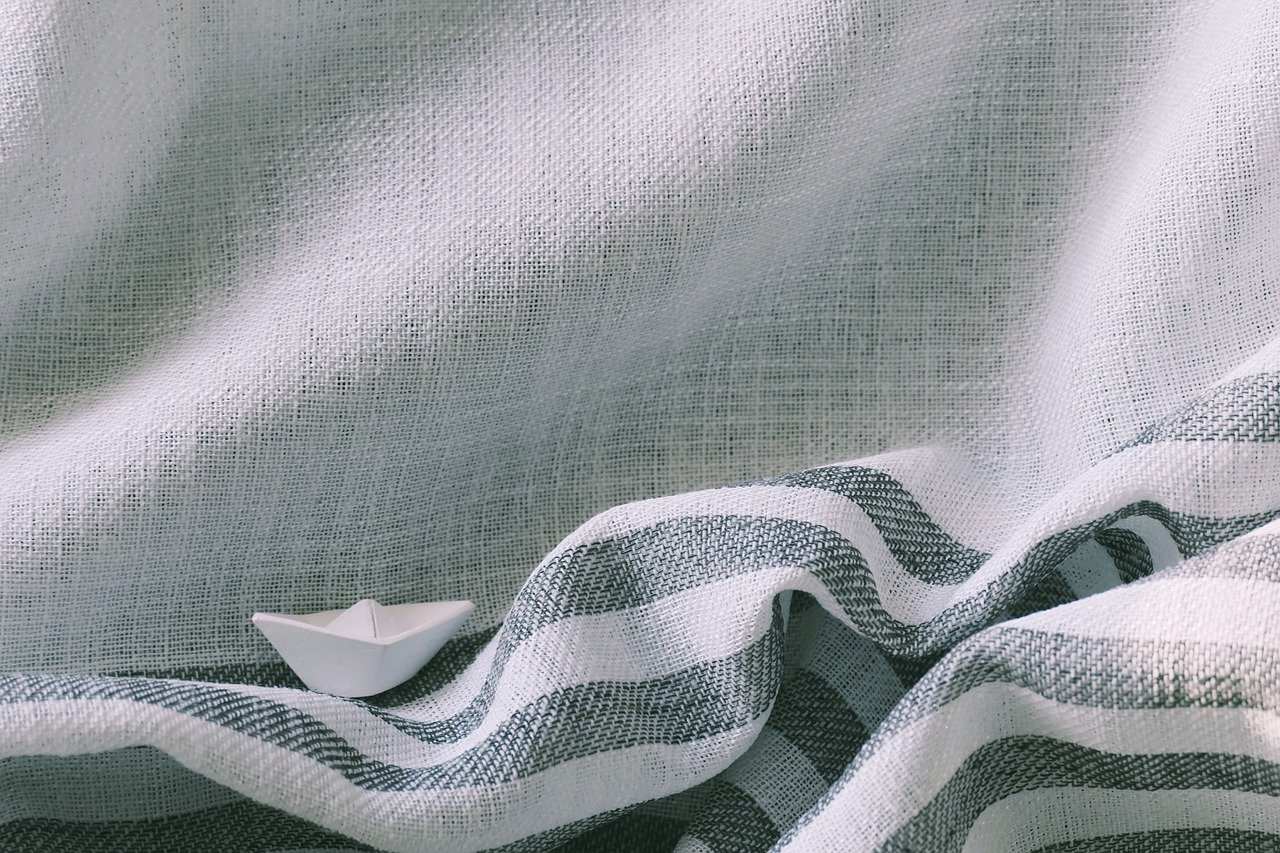 10 Simple Sewing Projects for Home Decor